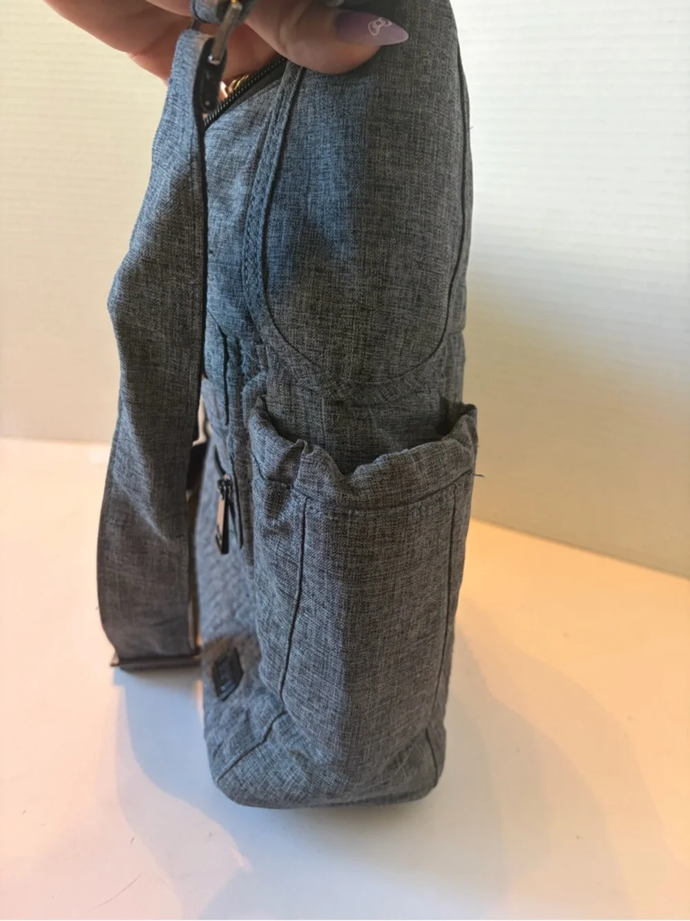 Lug Camper crossbody bag - Picture 4 of 9